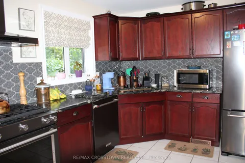 47 Pine Park Boulevard, ON L0M 1J0