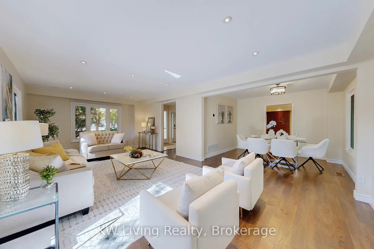 9739 Warden Avenue, ON L6C 1M6