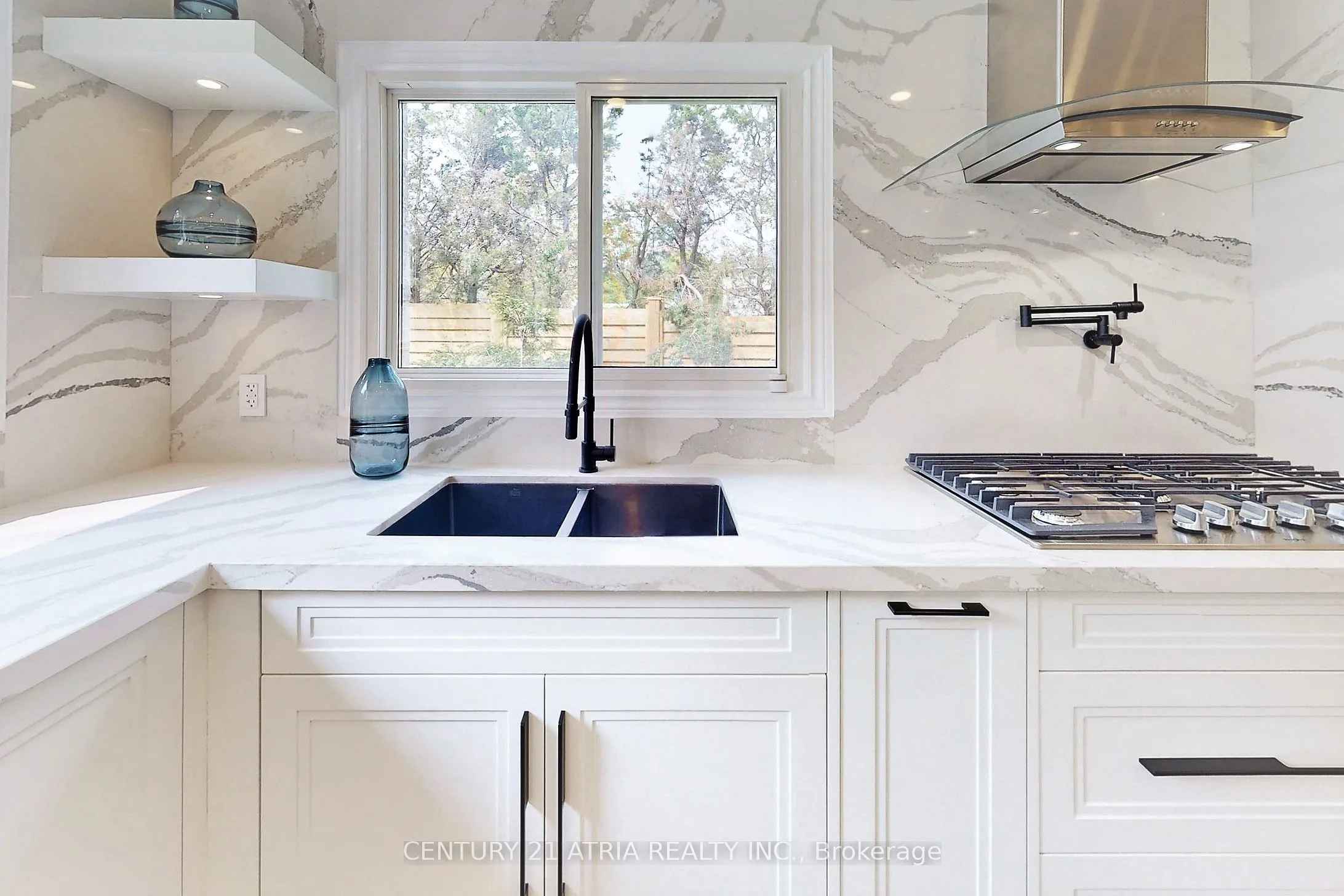 132 Kersey Crescent, ON L4C 5V8