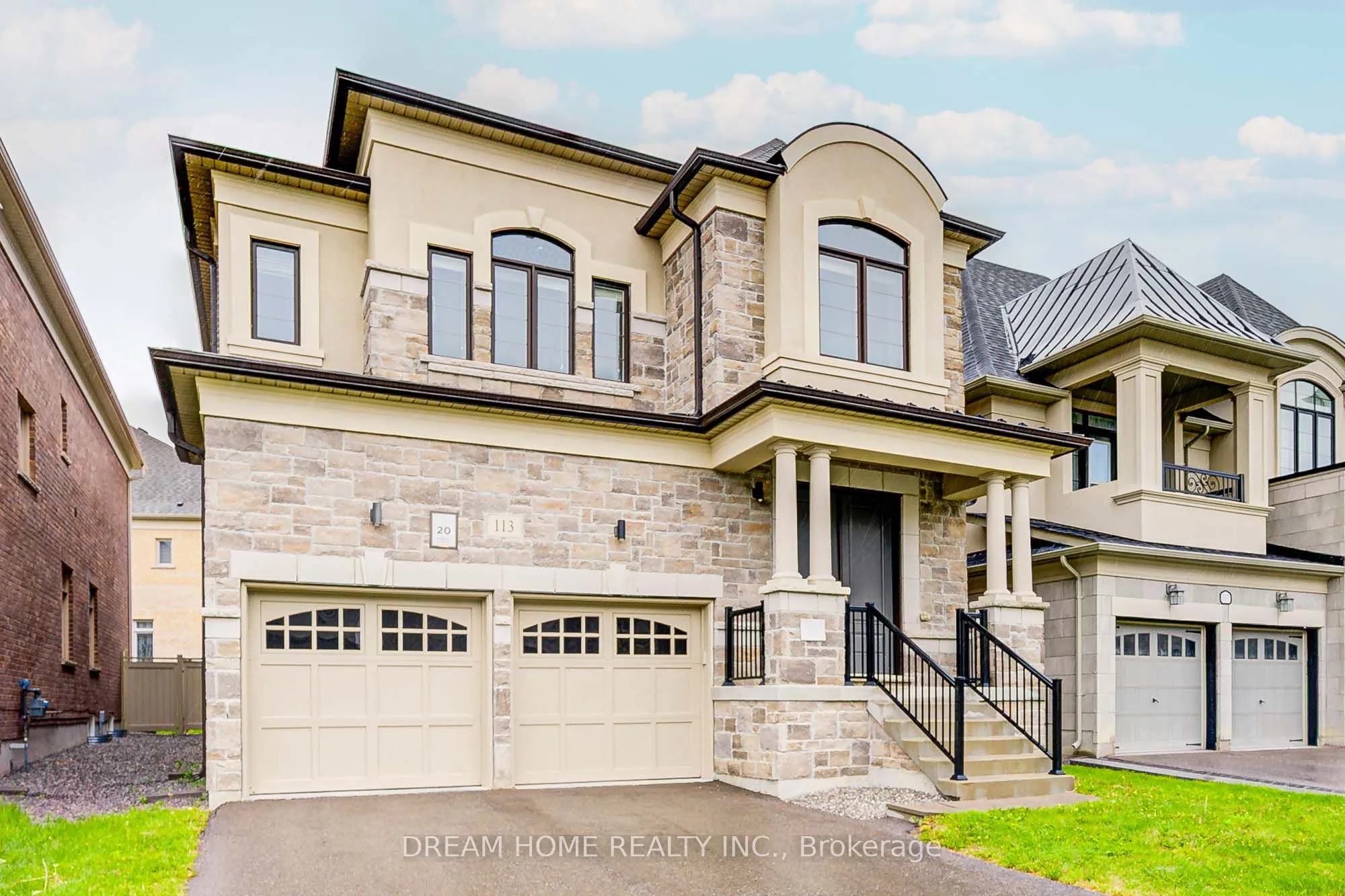 113 Botelho Circle, ON L4G 3X3