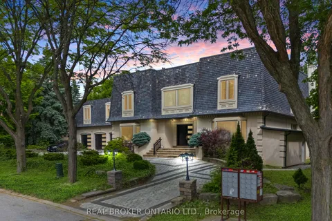 106 Teefy Avenue, ON L4C 8C6