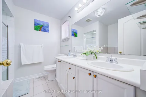 40 Tuscana Boulevard, ON L4K 5J2