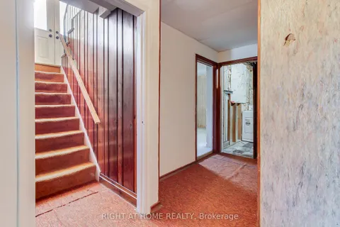 40 Kitimat Crescent, ON L4G 3C3