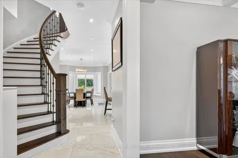 16 Woodland Trail Court, ON L4L 9H9