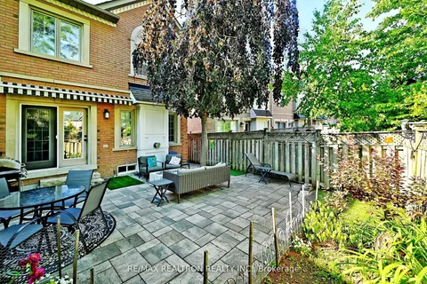 100 Kingsbridge Circle, ON L4J 8N7