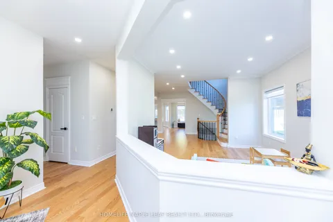 238 Devonsleigh Boulevard, ON L4S 2P8