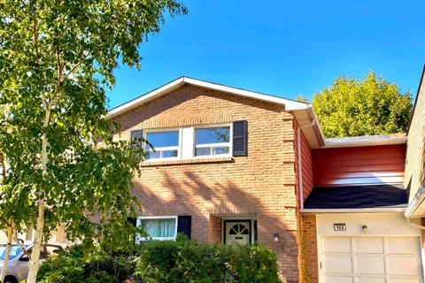 108 Orchard Heights Boulevard, ON L4G 2Z9