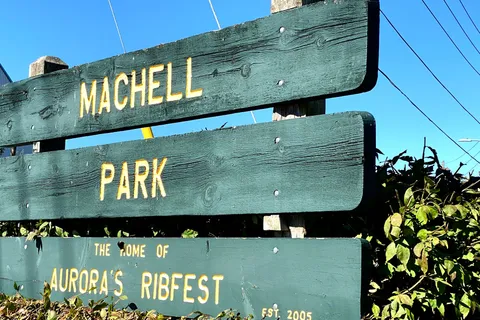 108 Orchard Heights Boulevard, ON L4G 2Z9