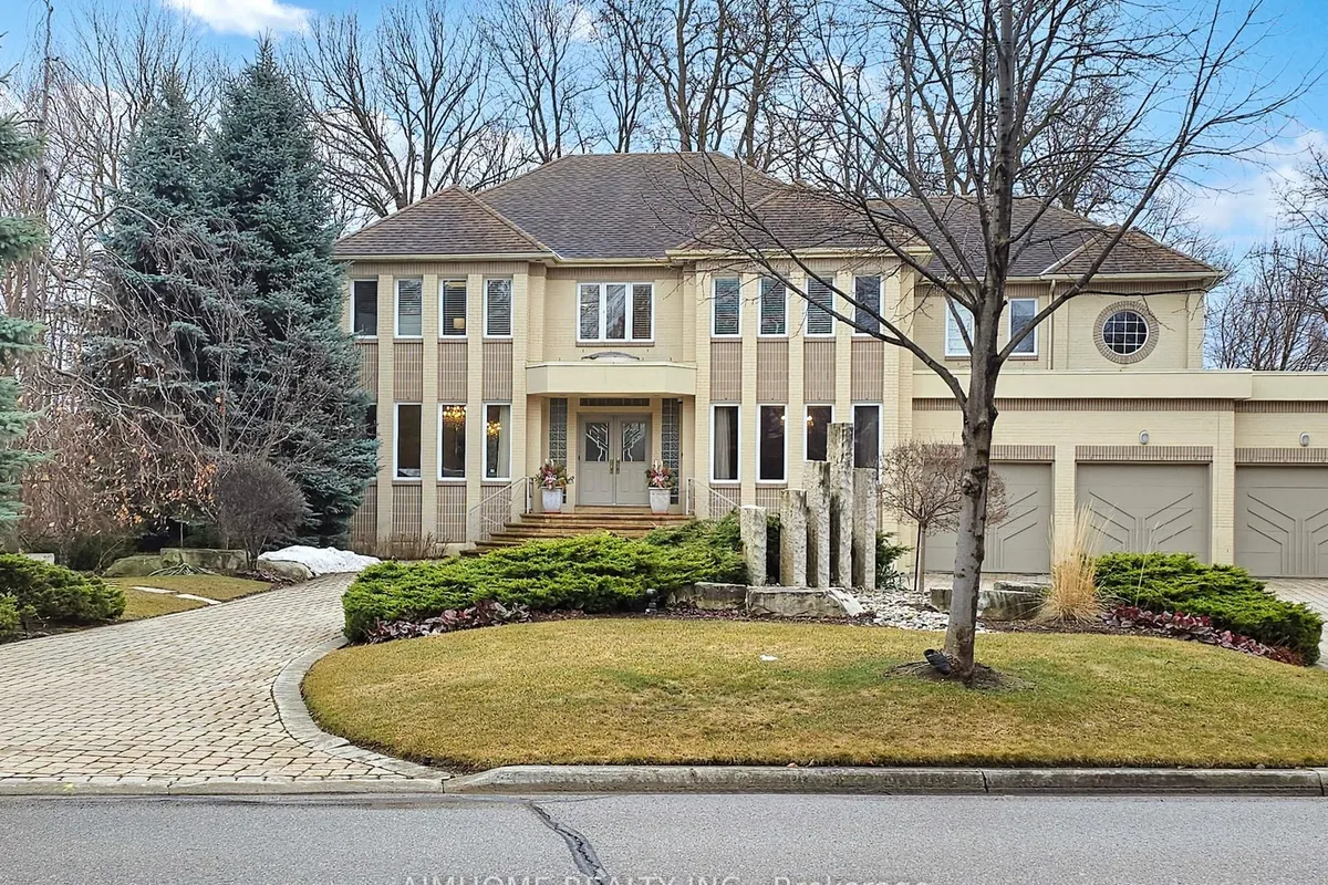 145 Renaissance Court, ON L4J 7W4
