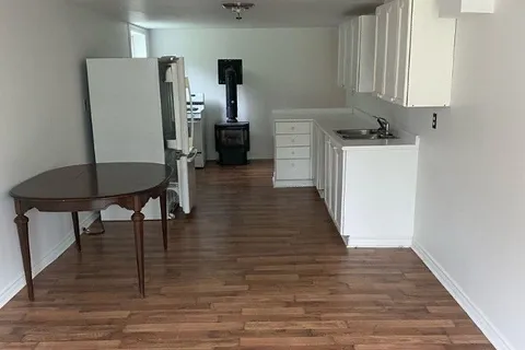 8555 10TH Line, ON L4M 4S4