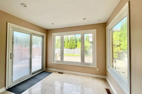 186 Marsi Road, ON L4C 5S8