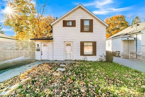 16958 Bayview Avenue, ON L3Y 6M5