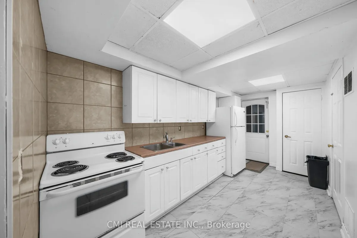 246 Regional 8 Road, ON L9P 1R1