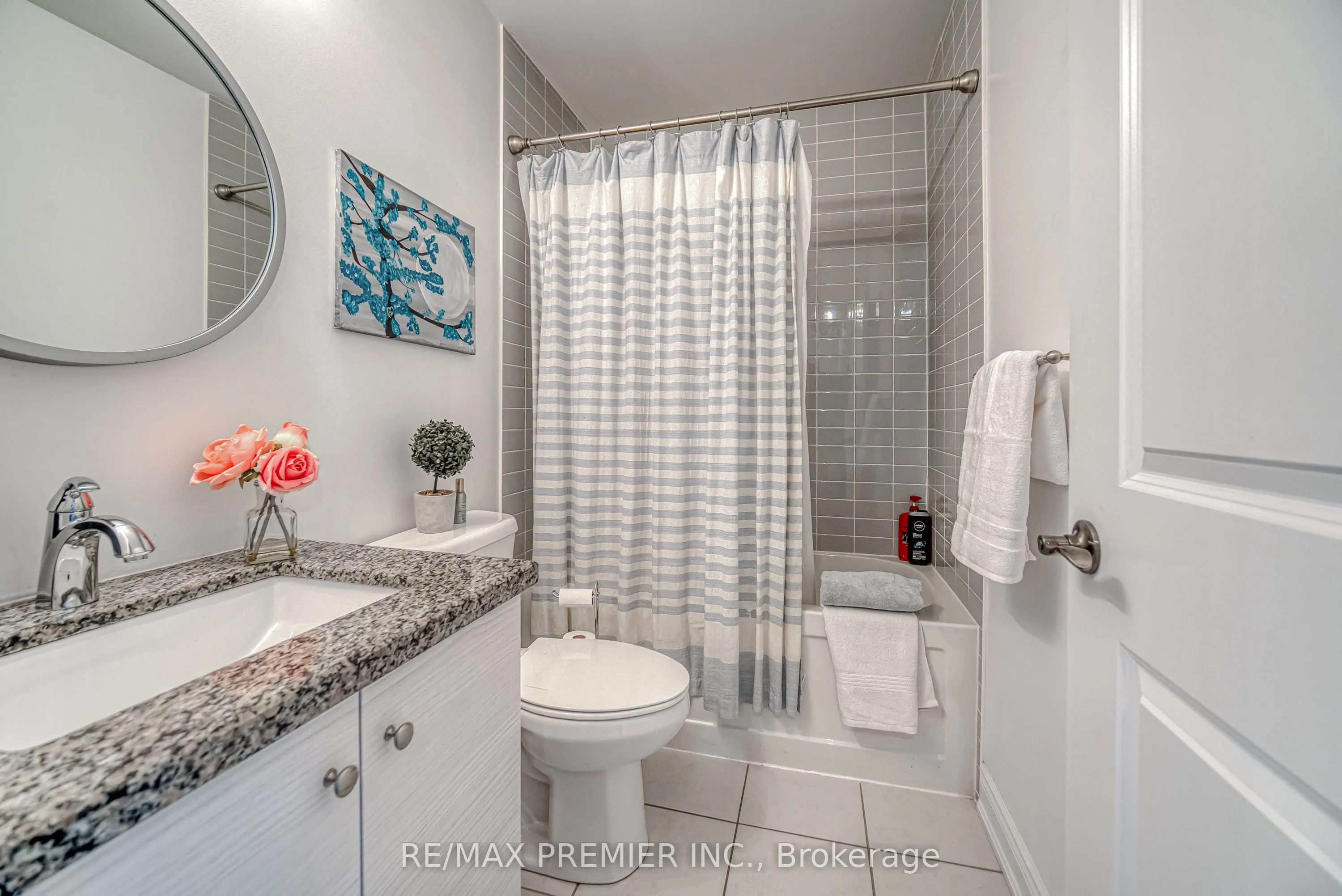 1878 Lamstone Street, ON L9S 4Z8