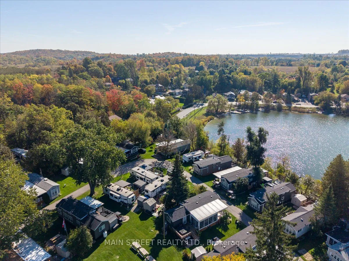 15 Hawaiian Circle, ON L0G 1E0