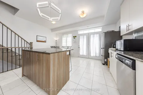 227 Harding Park Street, ON L3Y 0E3