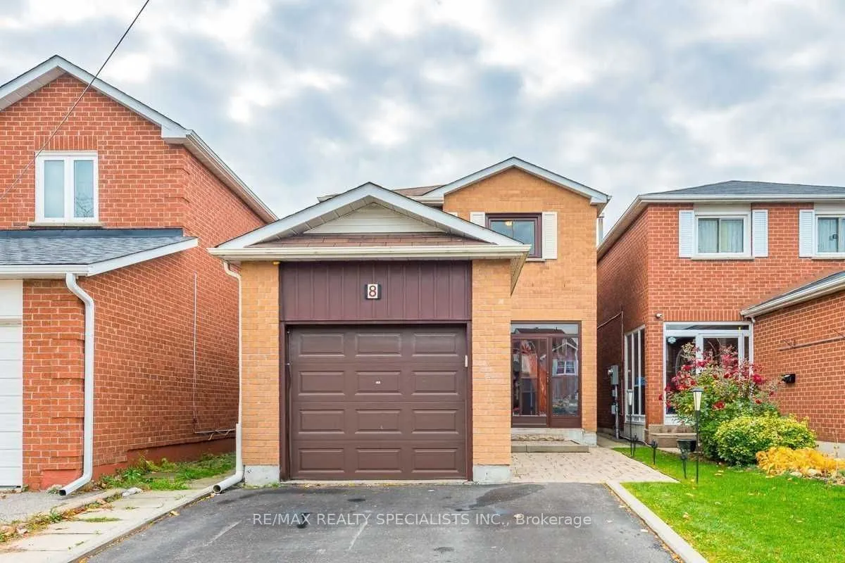 8 New Seabury Drive, ON L4K 2B8