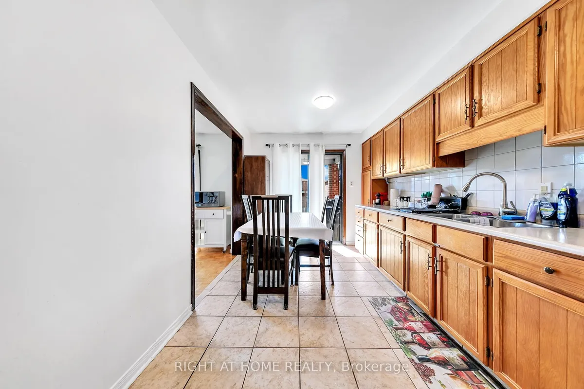 8 Terra Road, ON L4L 3J5