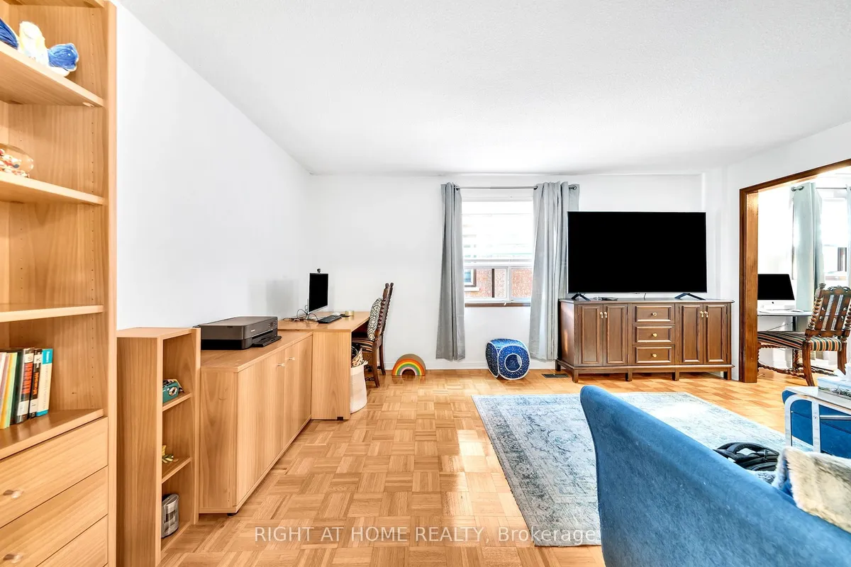 8 Terra Road, ON L4L 3J5