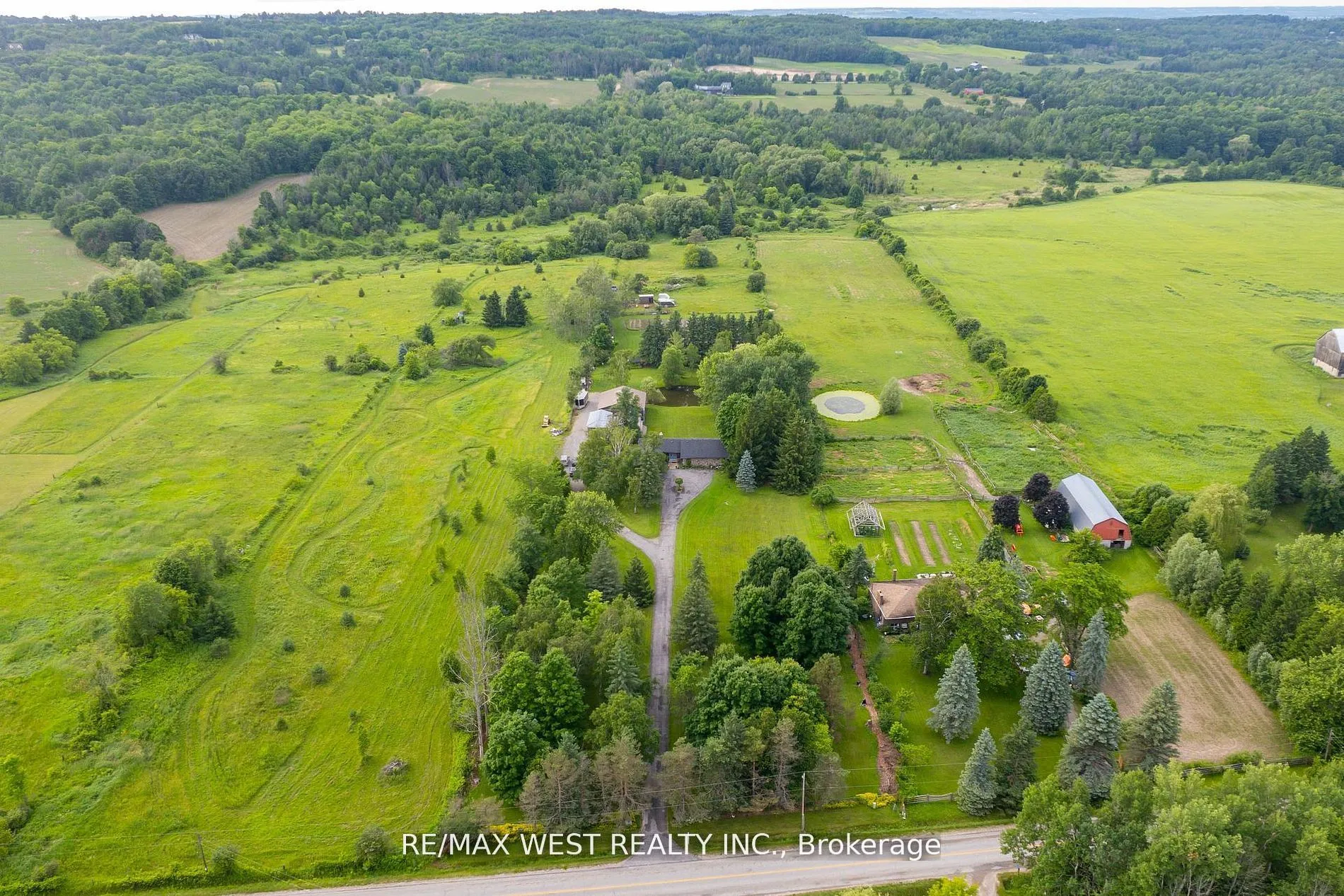 5878 4th Line, ON L0G 1W0