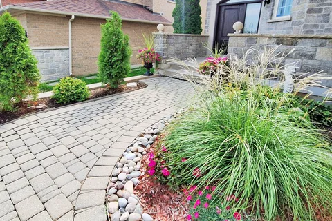 32 Shadow Falls Drive, ON L4E 4J7