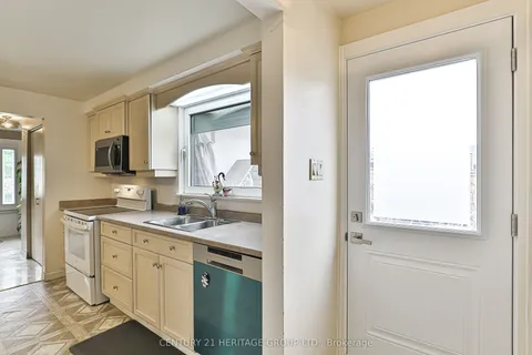 67 Devins Drive, ON L4G 2Z5