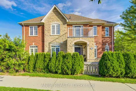 4 James Ratcliff Avenue, ON L4A 1P2