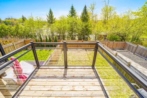 8 Crestridge Drive, ON L4J 0K1