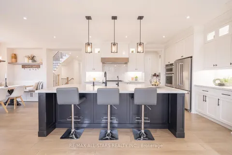 58 Boundary Boulevard, ON L4A 4W2