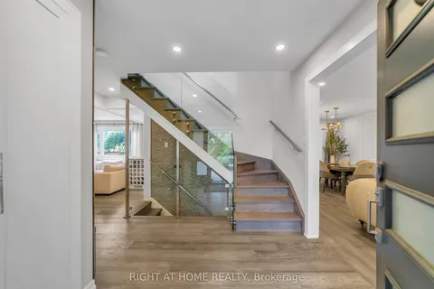 234 Hemlock Drive, ON L4A 5A5