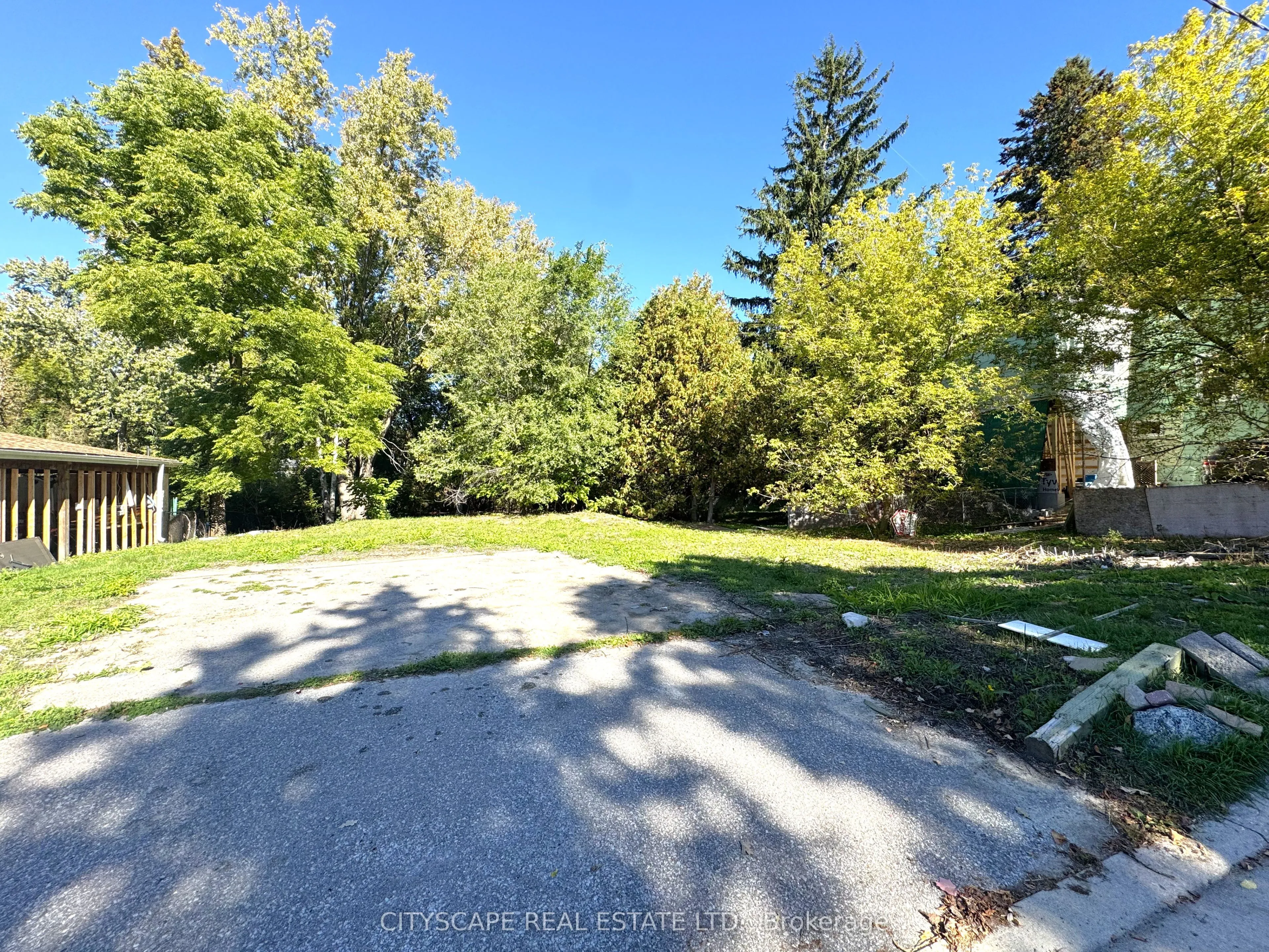 353A Ontario Street, ON L3Y 2K2