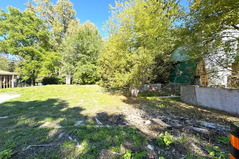 353A Ontario Street, ON L3Y 2K2