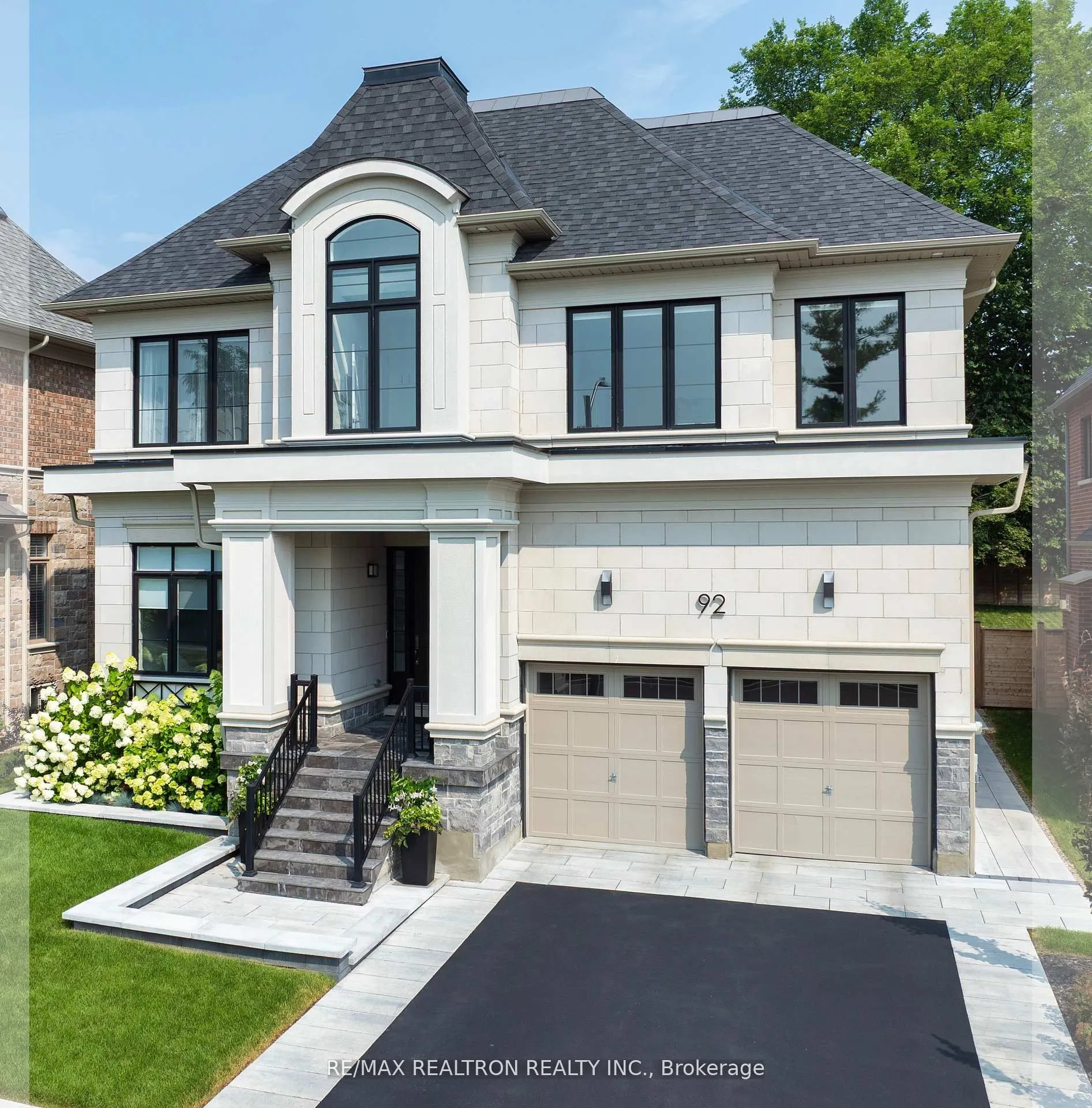 92 Klees Crescent, ON L4G 3W8