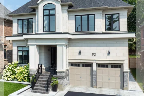 92 Klees Crescent, ON L4G 3W8