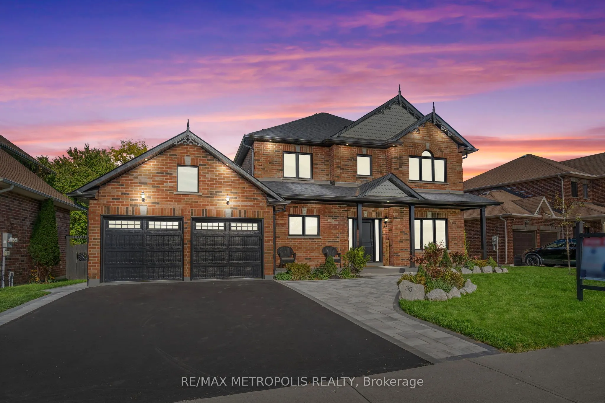 35 Nelkydd Lane, ON L9P 1Z8