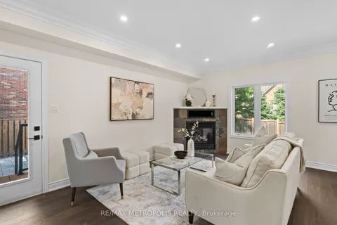 35 Nelkydd Lane, ON L9P 1Z8