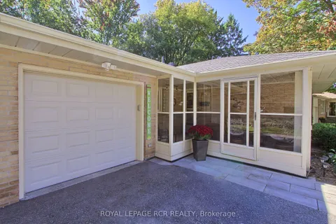 130 Park Avenue, ON L3Y 1T8