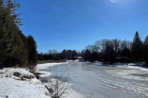 647D Ravenshoe Road, ON L9P 1R2