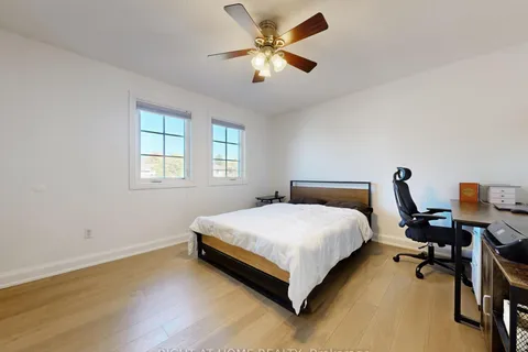 828 Leslie Valley Drive, ON L3Y 7H3