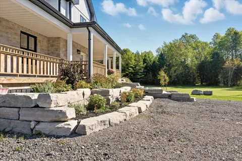 11601 Concession 3 Road, ON L9L 1R1