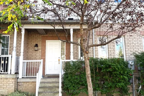 447 Hollandview Trail, ON L4G 7N4