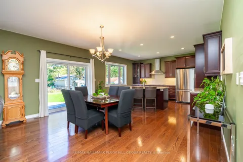 222 Glenn Avenue, ON L9S 1C4