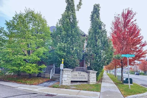 104 Prince Charles Way, ON L6C 0B5