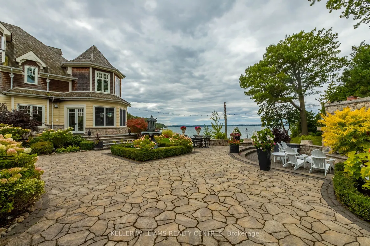 736 Lake Drive, ON L4P 3C8