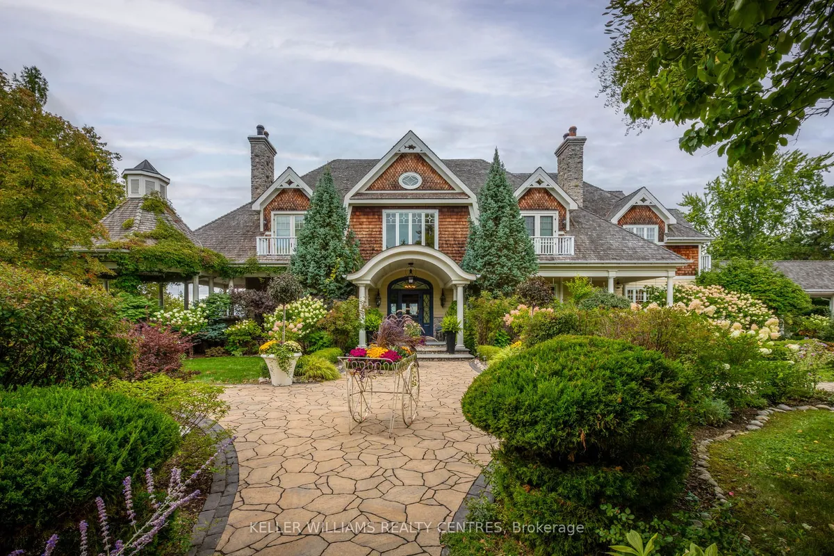 736 Lake Drive, ON L4P 3C8