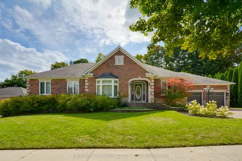 71 Willow Farm Lane, ON L4G 6K2