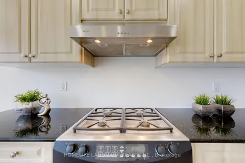 116 Pelee Avenue, ON L4H 3Z2