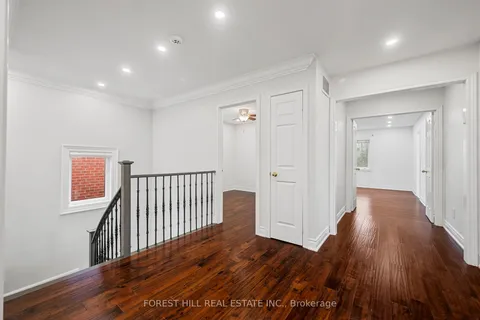 75 Strauss Road, ON L4J 8Z4