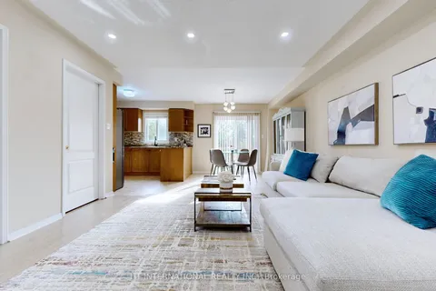 499 Jim Barber Court, ON L3Y 9E6