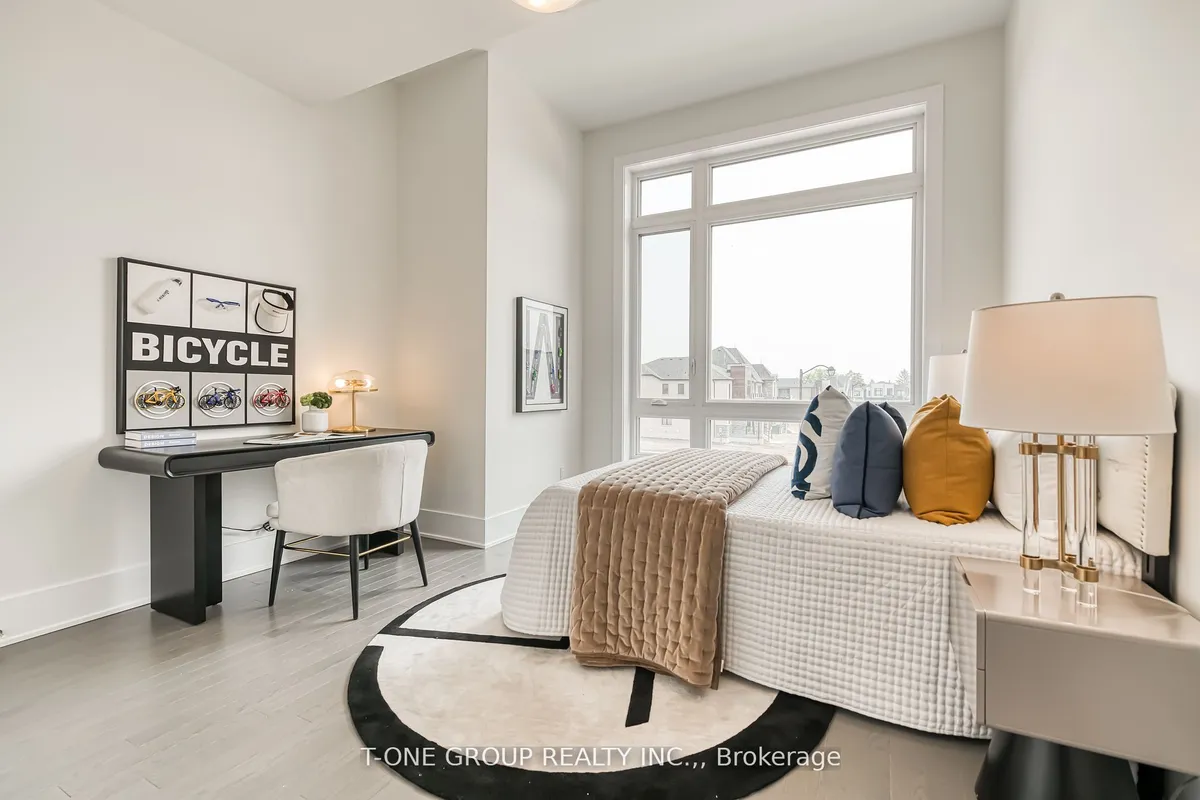 72 Meizhou Avenue, ON L6C 3N1